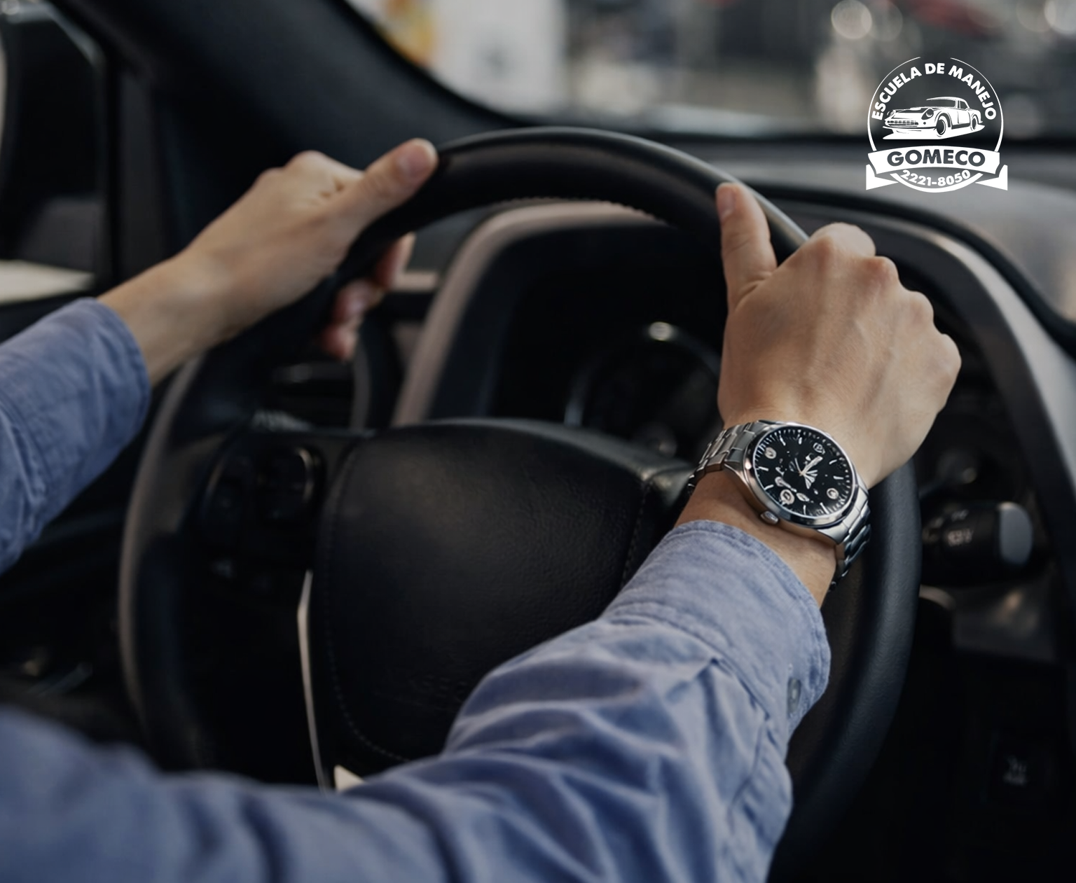 Curso para nivel intermedio de clases de manejo en la escuela Gomeco